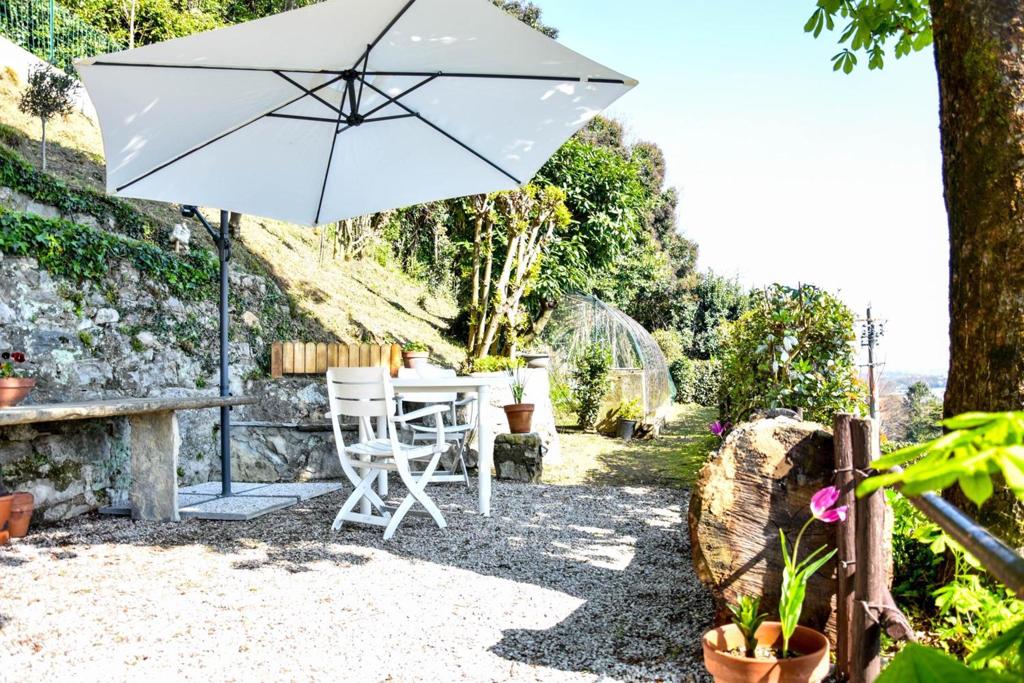 Villa Antonella, App. Vittoria Tavernerio 外观 照片
