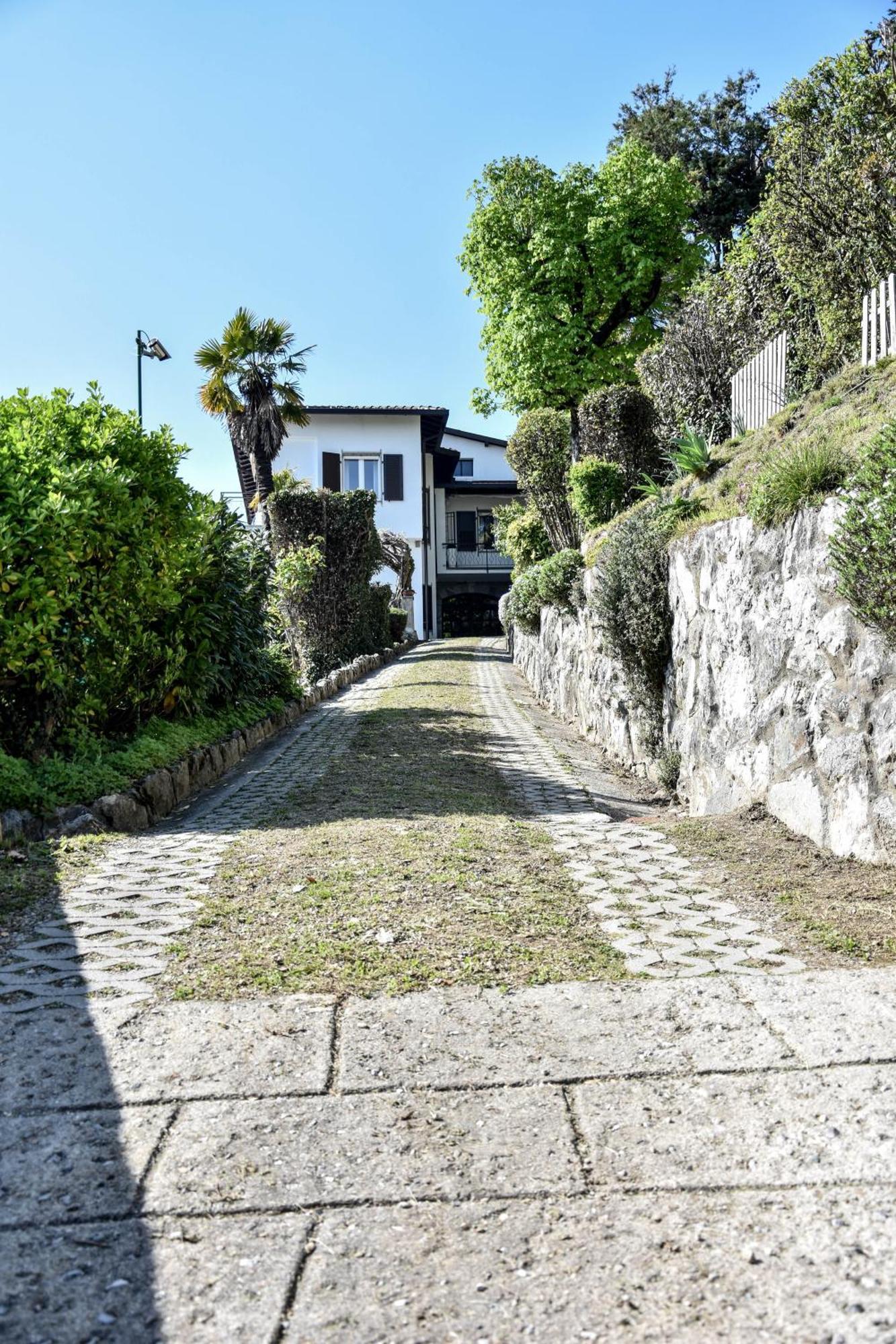 Villa Antonella, App. Vittoria Tavernerio 外观 照片