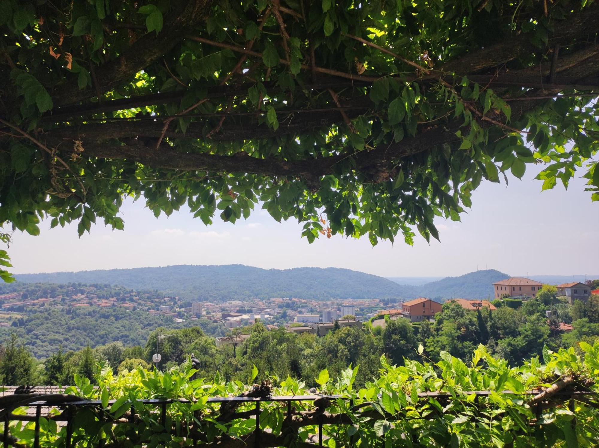 Villa Antonella, App. Vittoria Tavernerio 外观 照片